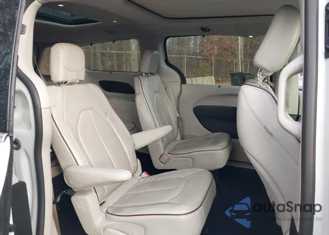 2020 Chrysler Pacifica Limited z USA, uszkodzony, nr VIN 2C4RC1GG5LR290253